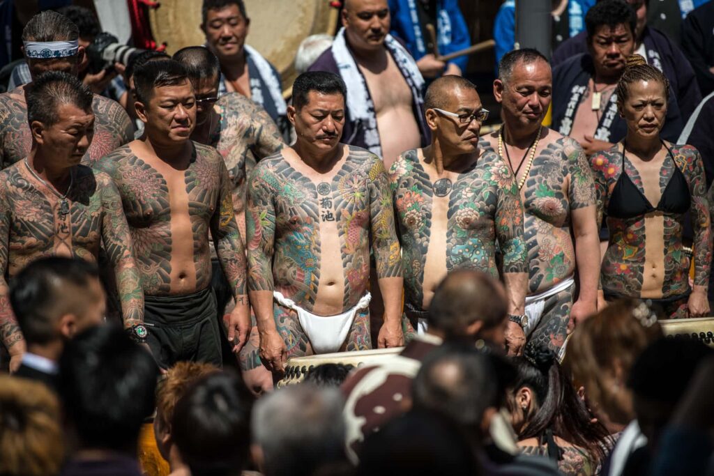 irezumi yakuza tattoo boss group shot