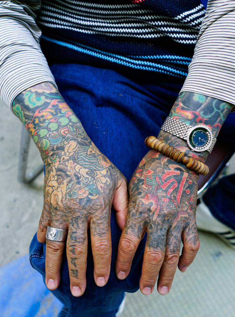 yakuza tattoo hand missing finger
